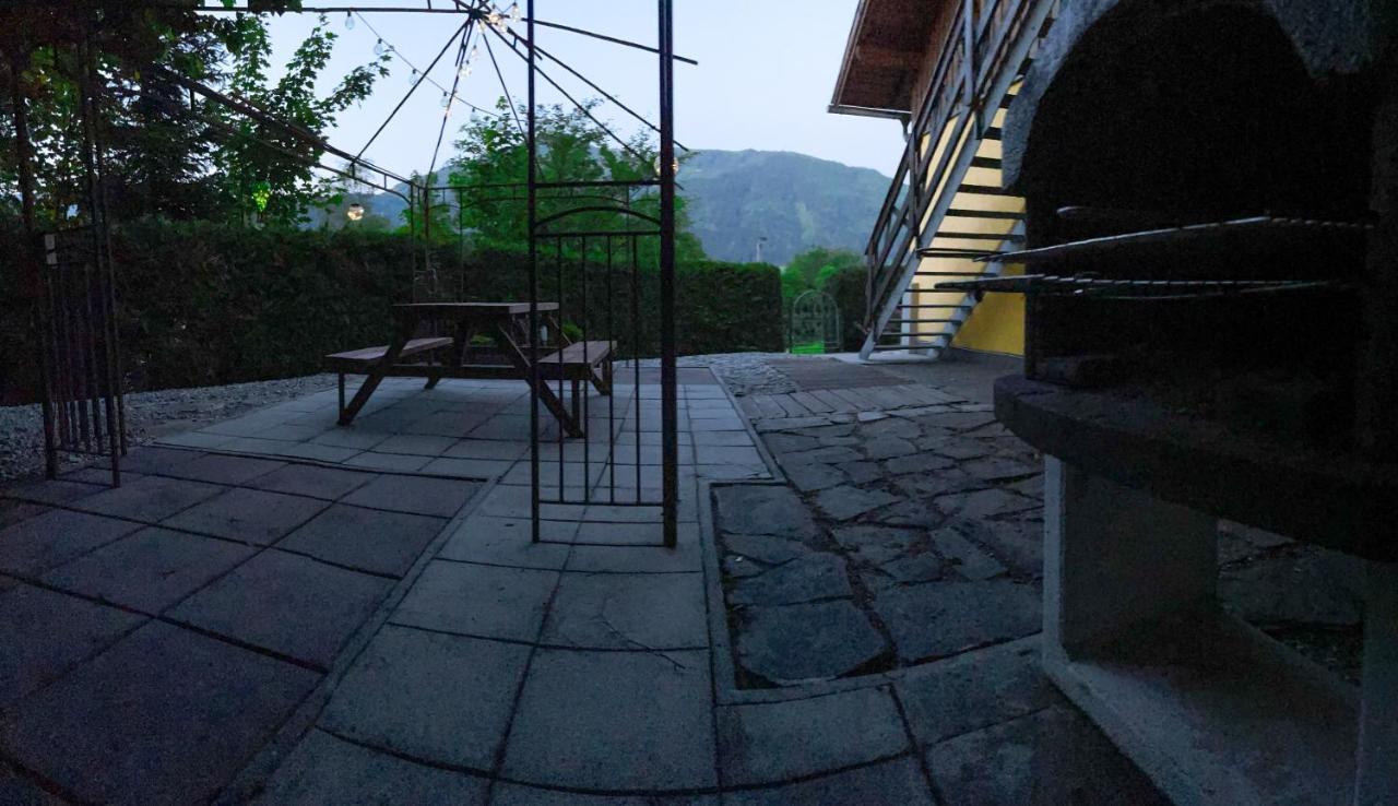 Lake View Lodges By We Rent, Summercard Included ツェル アム ゼー エクステリア 写真