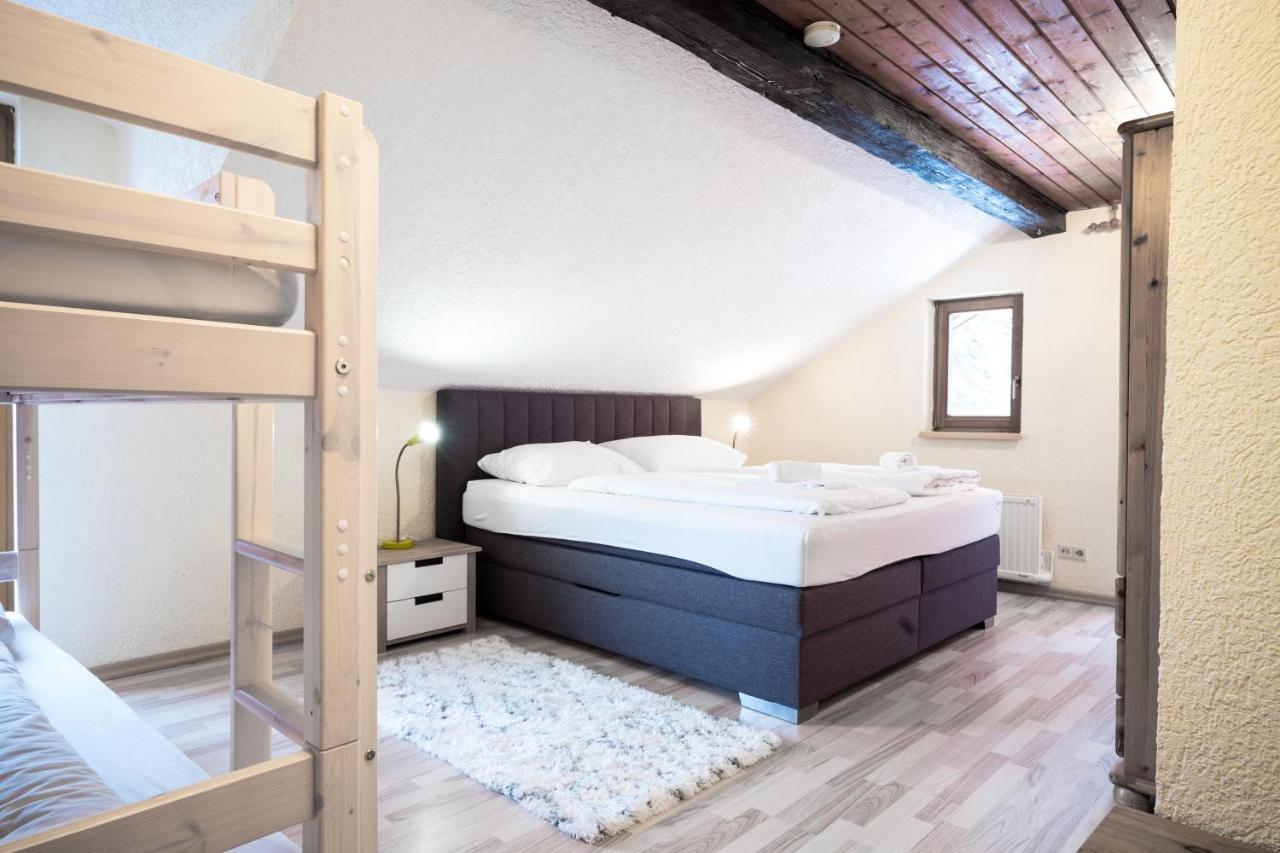 Lake View Lodges By We Rent, Summercard Included ツェル アム ゼー エクステリア 写真